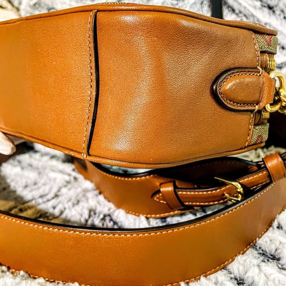 NWOT - COACH JES CROSSBODY 20 IN RAINBOW SIGNATURE CANVAS (C1308) - Picture 6 of 13